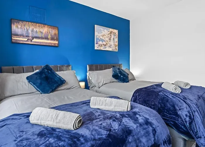 Luxury Group - - Sleeps 9 Semesterbostad