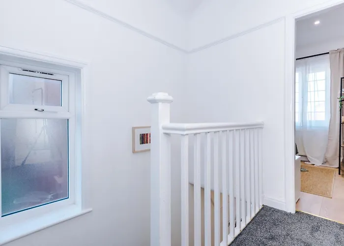 Free Park Stunning 3bedroom In 曼彻斯特