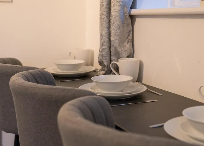 Luxury Group - - Sleeps 9 Манчестер