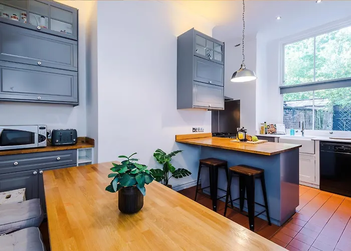 Perfect Getaway At Smedley House * Manchester