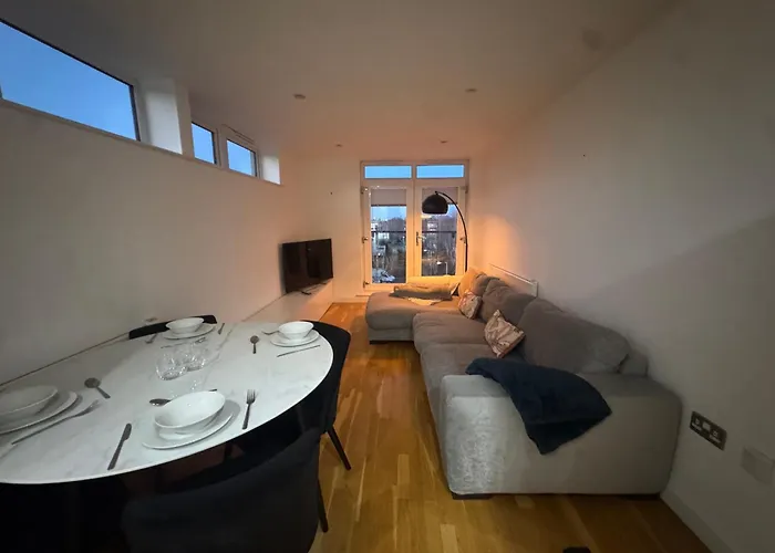 Apartamento Ideally Located Didsbury Chorlton Gated Parking - Pass The Keys *