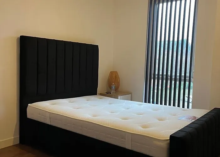 Luxury 2 Bed Mcr Fast Wifi And Free Parking Apartamento Mánchester