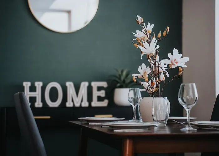 The Haven - 2 Bed Cozy - Sleeps 6 - Private Parking 아파트