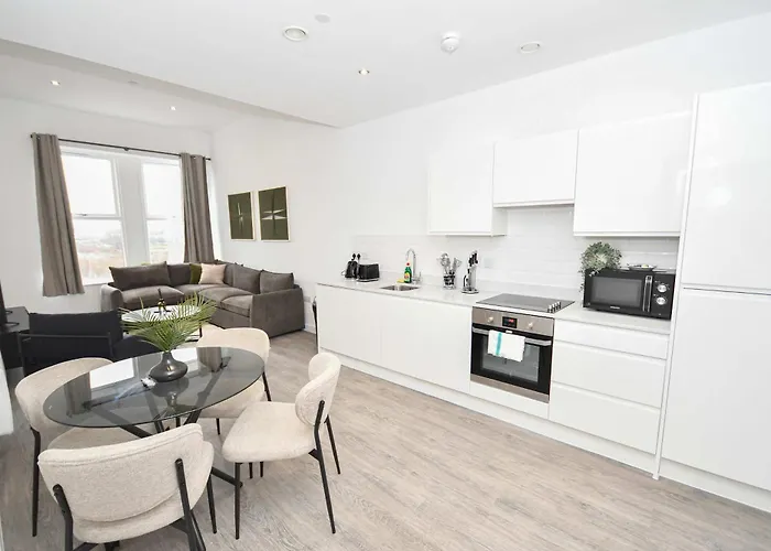 Spacious & Bright 1bed Nr Etihad Stadium * Manchester