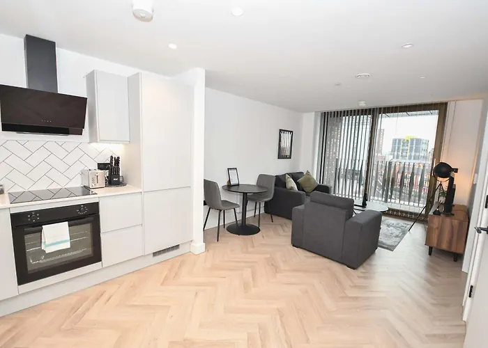 Contemporary Flat In W Balcony