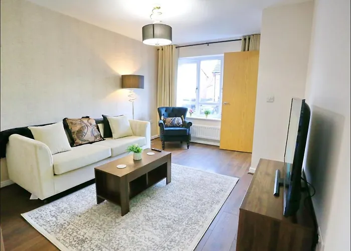 Modern Two-bedroom House Close To Centre Appartement