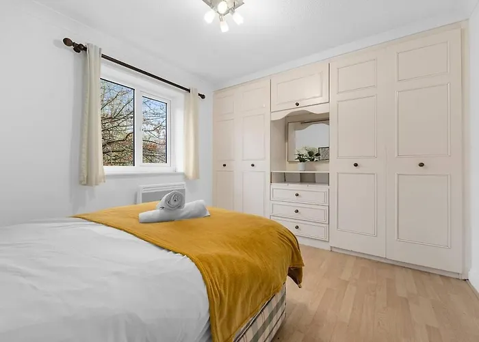 Modern 2 Bed Apartment, Salford Quays, Parking Lejlighed *