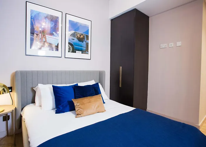 Apartment Stylish Modern Escape In The Heart Of *