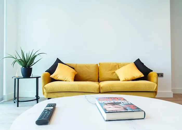 Apartment 2 Bed View Sleeps 6 Manchester