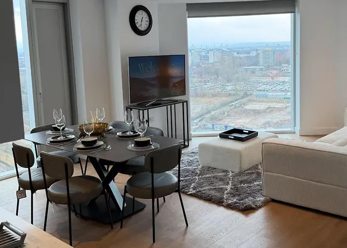 2bed - Sleeps 4 Centre Parking Apartament *
