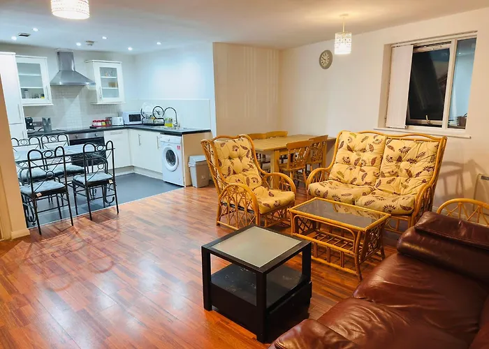 Entire 3 Bedroom In Apartament *