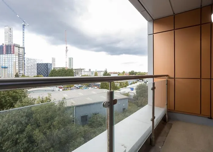 Apartament Modern With Balcony In