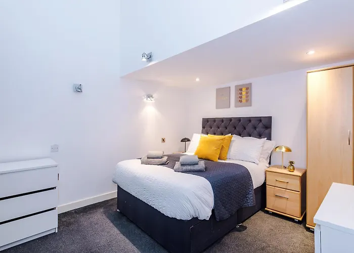 Modern 2br Flat For 4 Full Kitchen Apartment Manchester