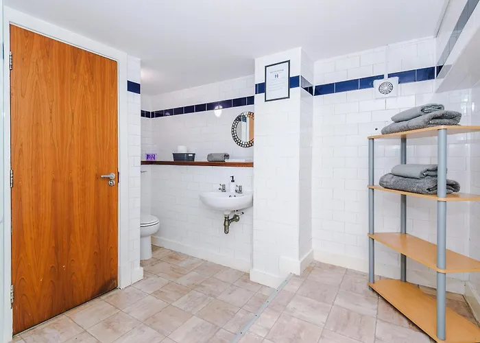 Apartament Modern 2br Flat For 4 Full Kitchen Manchester