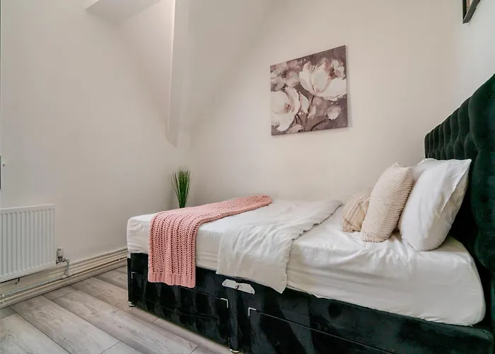 Modern & Comfortable In Apartament