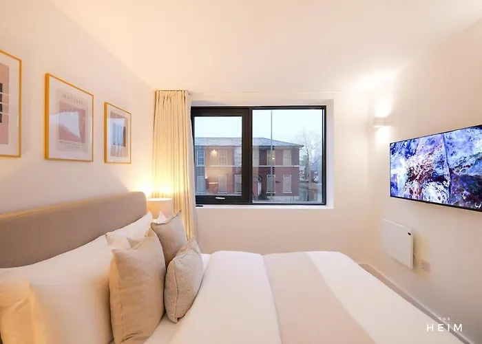 Juniper At The Heim *