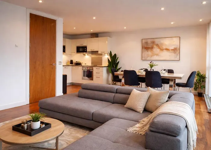 High-end Modern Two-bedroom *