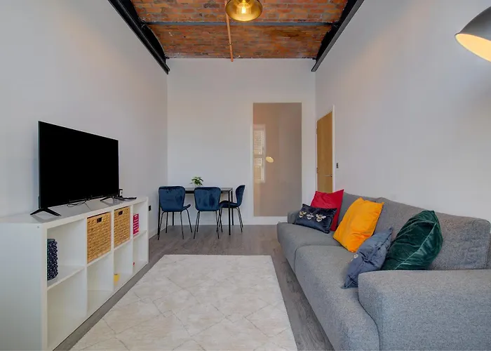 Ancoats Old Spinning Mill Free Parking - Pass The Keys *