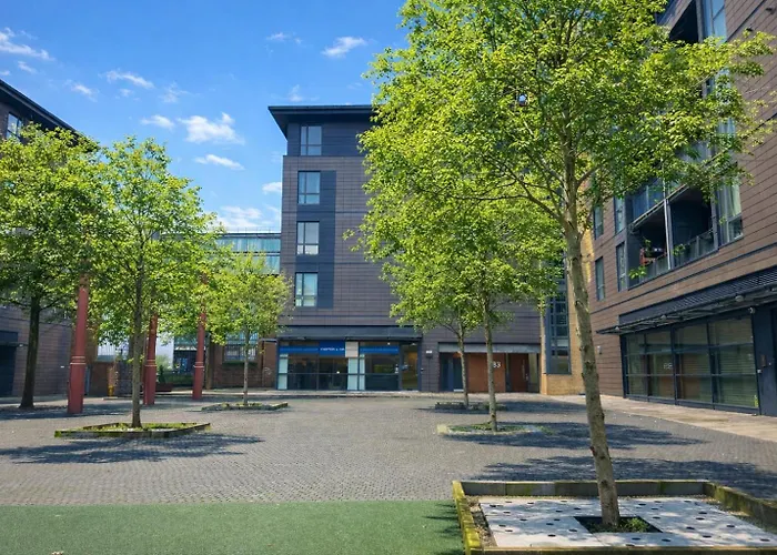 Square * Mánchester