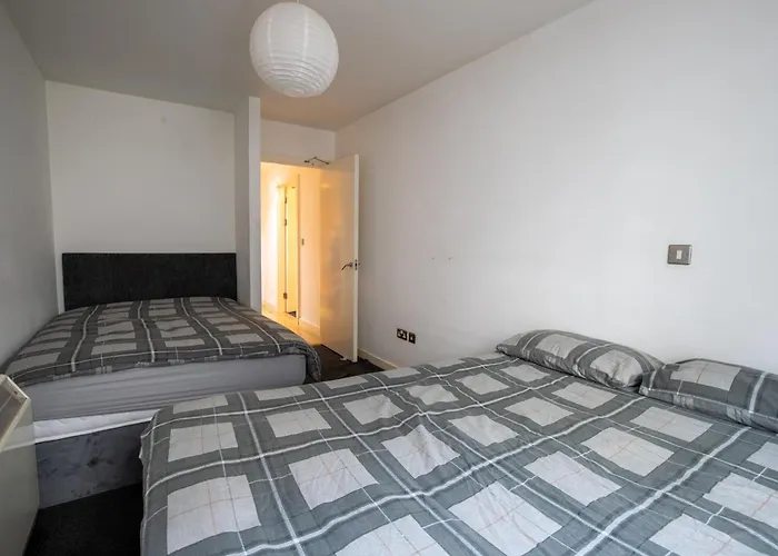 Square * Mánchester