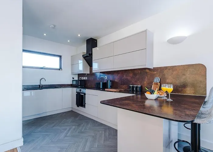 Centre, Luxury Penthouse *