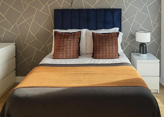 Designer Penthouse In With Parking Mánchester