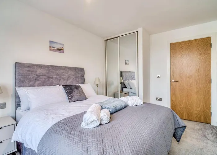 2-bed Modern Salford - Near Centre Apartamento Mánchester