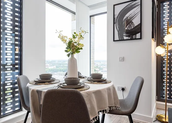 Royal Ebony By Smithstone Apartament Manchester