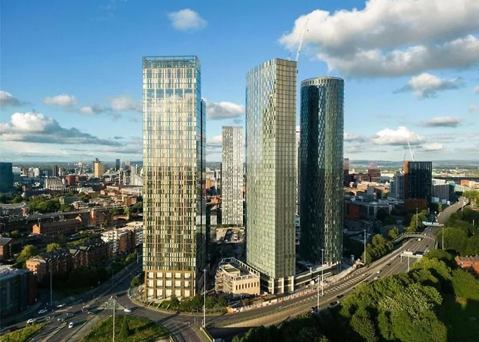 Lux Deansgate Multi Story Apartment *