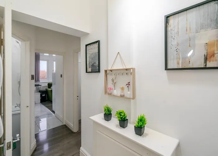 Spacious Near Mcr Town & Etihad Stadium *