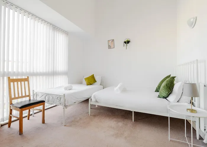 Huge 4br Escape - Etihad - Coop -free Parking דירה