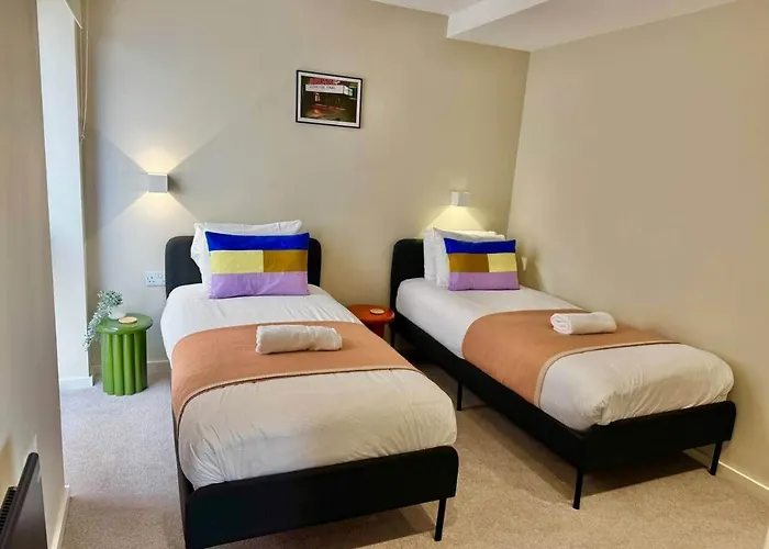 아파트 Boutique Centre Apartment, Balcony, Parking *