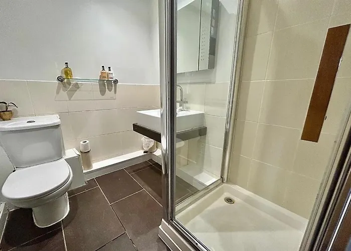 아파트 Modern 2-bed For Work