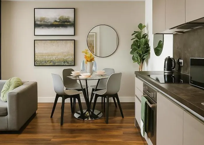 Lovely Abode - Amazing Views - Parking Apartamento Manchester