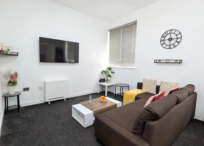 Spacious&modern 2br - Free Parking