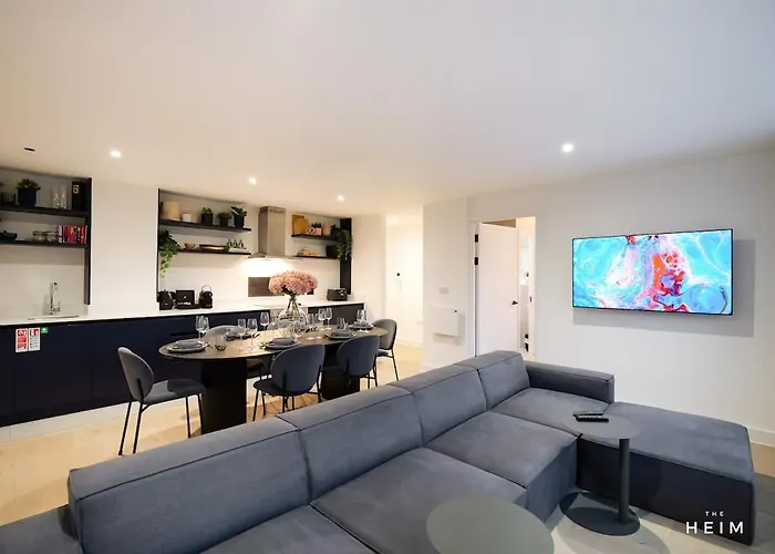 Juniper At The Heim *