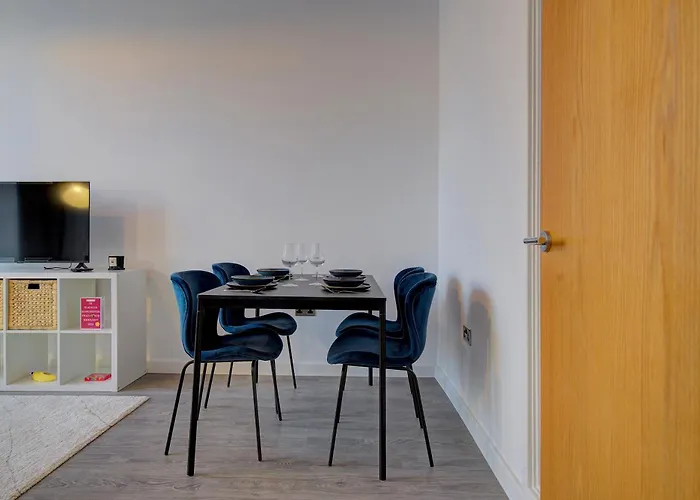 Ancoats Old Spinning Mill Free Parking - Pass The Keys *