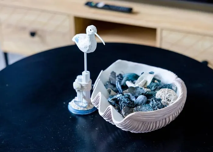 Charming 2-bed In M16 * Manchester