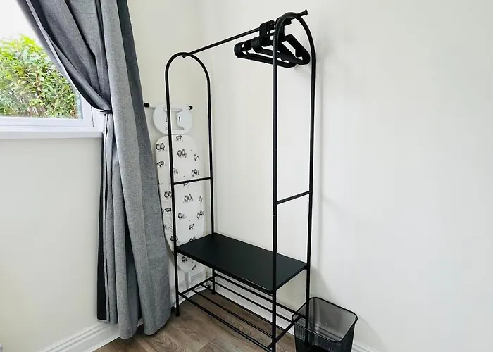 Newly Renovated 2-bedroom