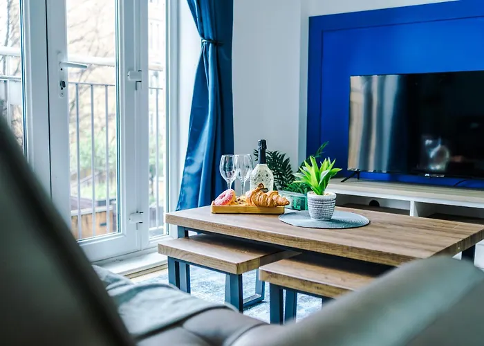 The Salford Luxe Apt - Chic & Modern 2-Bed Living - Business Or Work-Friendly Stay By Parydise Properties Appartement *