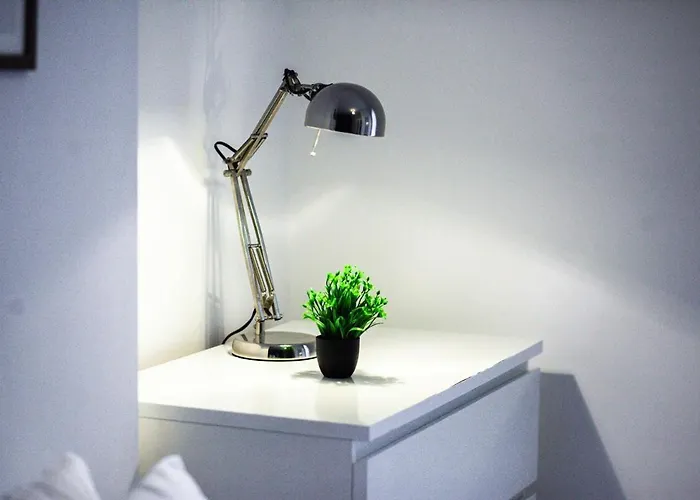 아파트 Spacious 4 Bedroom House With Pacman,darts, Netflix By Vista Short Lets 맨체스터