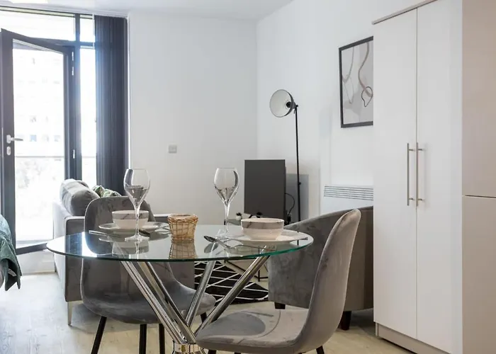 Modern With Balcony In * Manchester