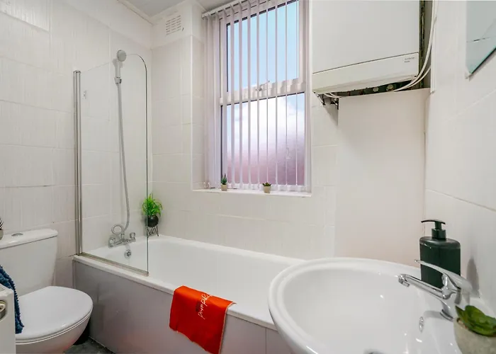 Comfort Hub, Free Parking, Workstation * Manchester