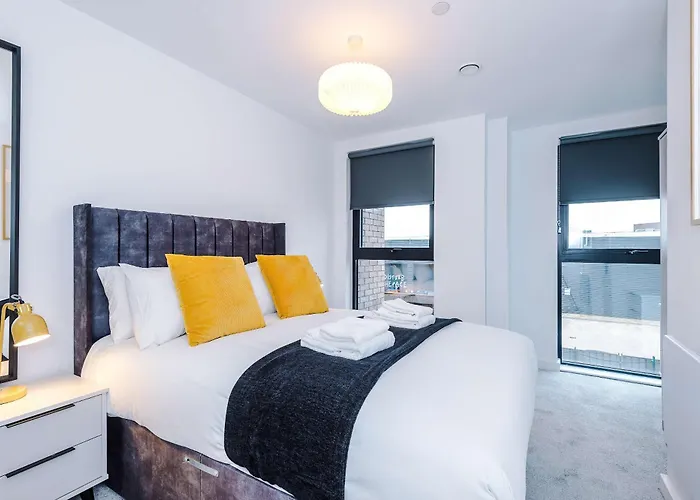 Modern 2br 2ba W Secure Parking Lejlighed Manchester