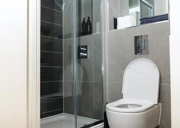 Stylish 2bed Balcony & View Centre Манчестер