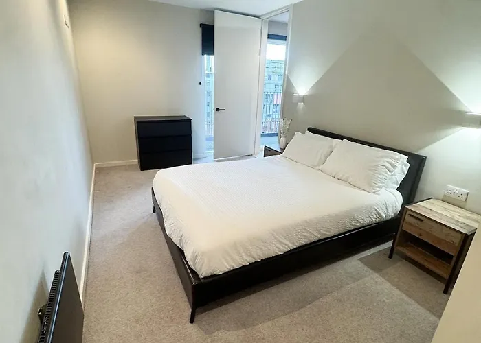 Daire 2bed With Balcony & Views Centre Manchester