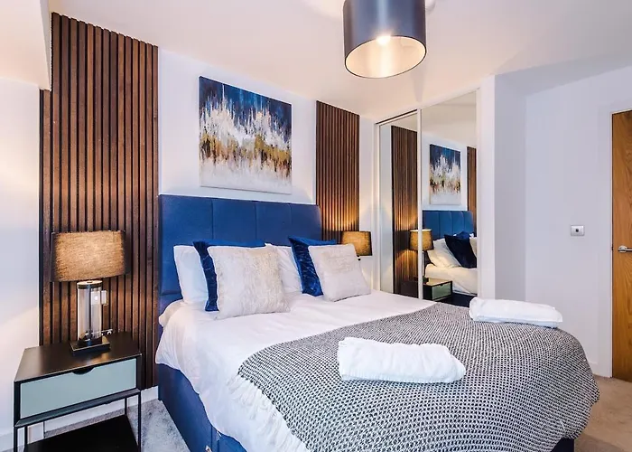 Central, 2 Bedroom, Penthouse Duplex Apartman Manchester