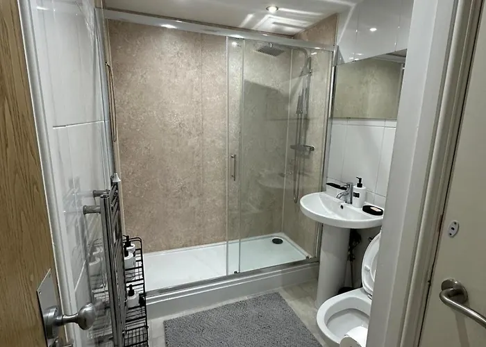 Modern Essential Flat In Chorlton Διαμέρισμα