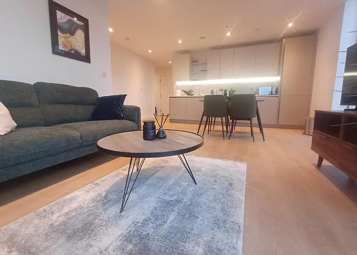 Daire Victoria Riverside Retreat 2bdr 2bath *