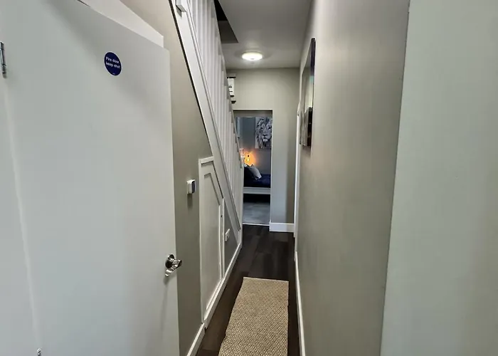 Flat In Manchester, 2 En-suite Beds, Etihad, Coop